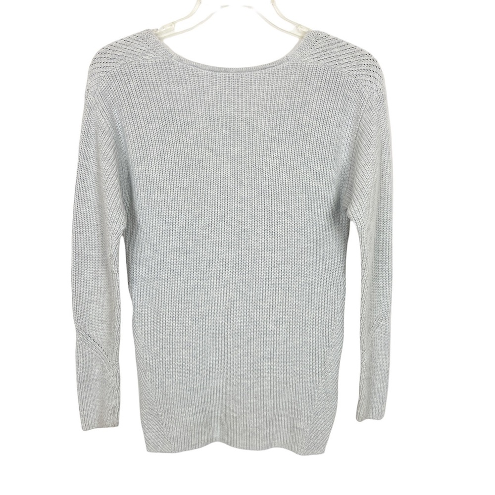 CABI Deep V-Neck Sweater Gray #3531 Size Small Pullover Ribbed Side-Zipper Hem - Picture 3 of 7
